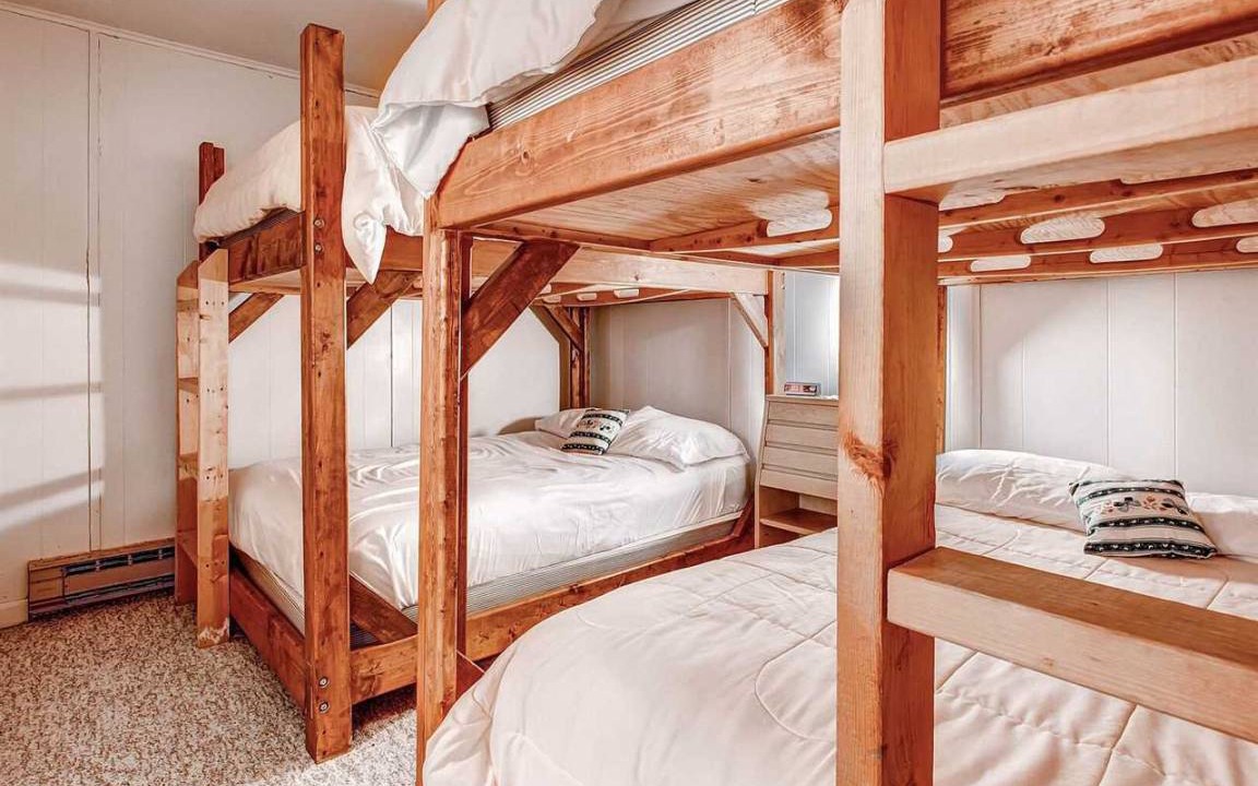 Photo of Bedroom in Pittsfield