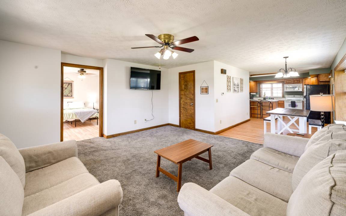 Photo of Livingroom in Hurricane