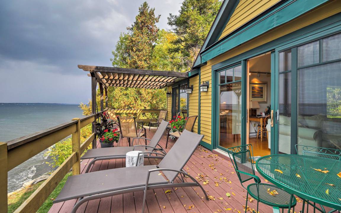 Photo of Patio Balcony in North Hero