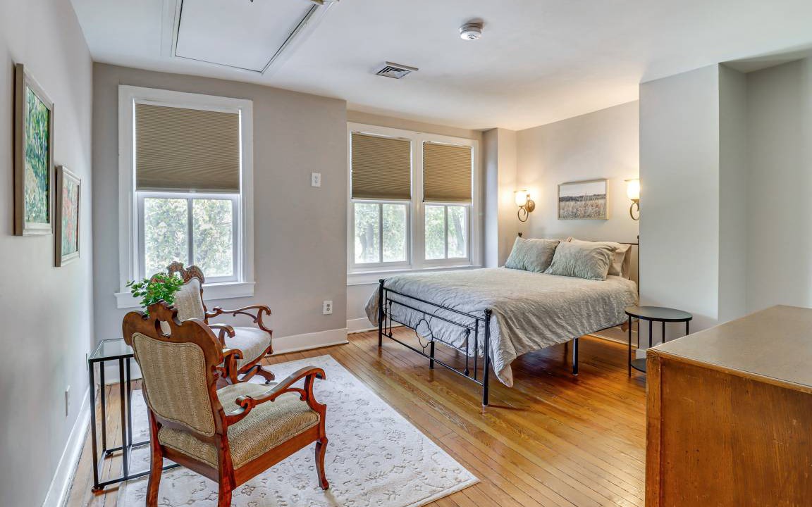 Photo of Bedroom in Old Town West