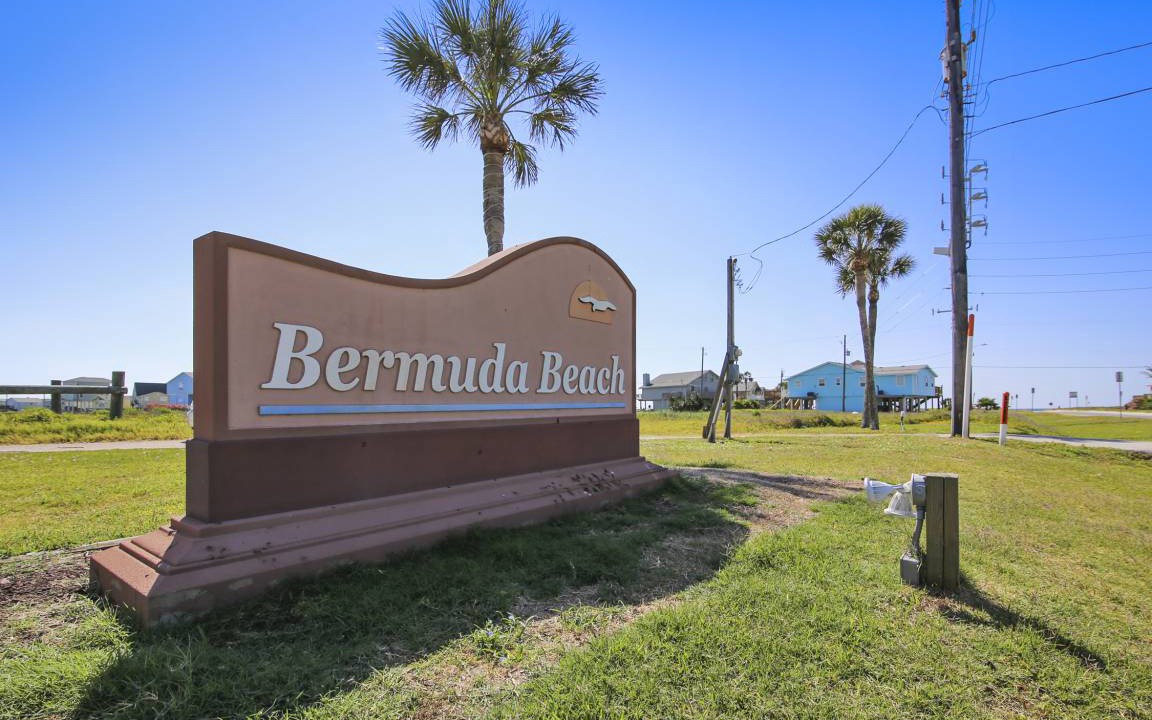 Photo of Others in Bermuda Beach