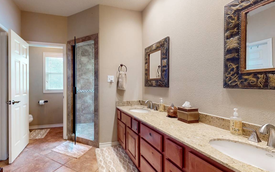 Photo of Bathroom in Brazoria