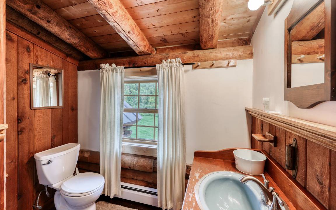 Photo of Bathroom in Lincoln