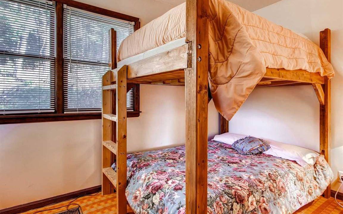 Photo of Bedroom in Pittsfield