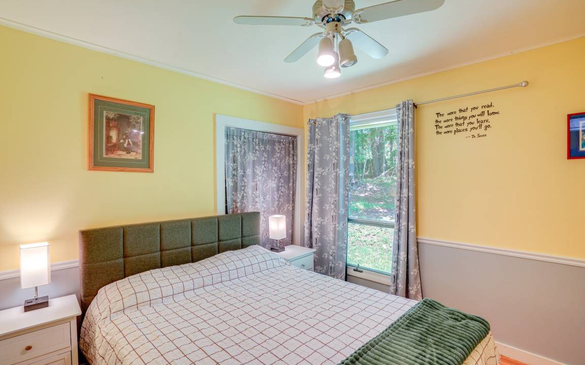 Photo of Bedroom in Canaan