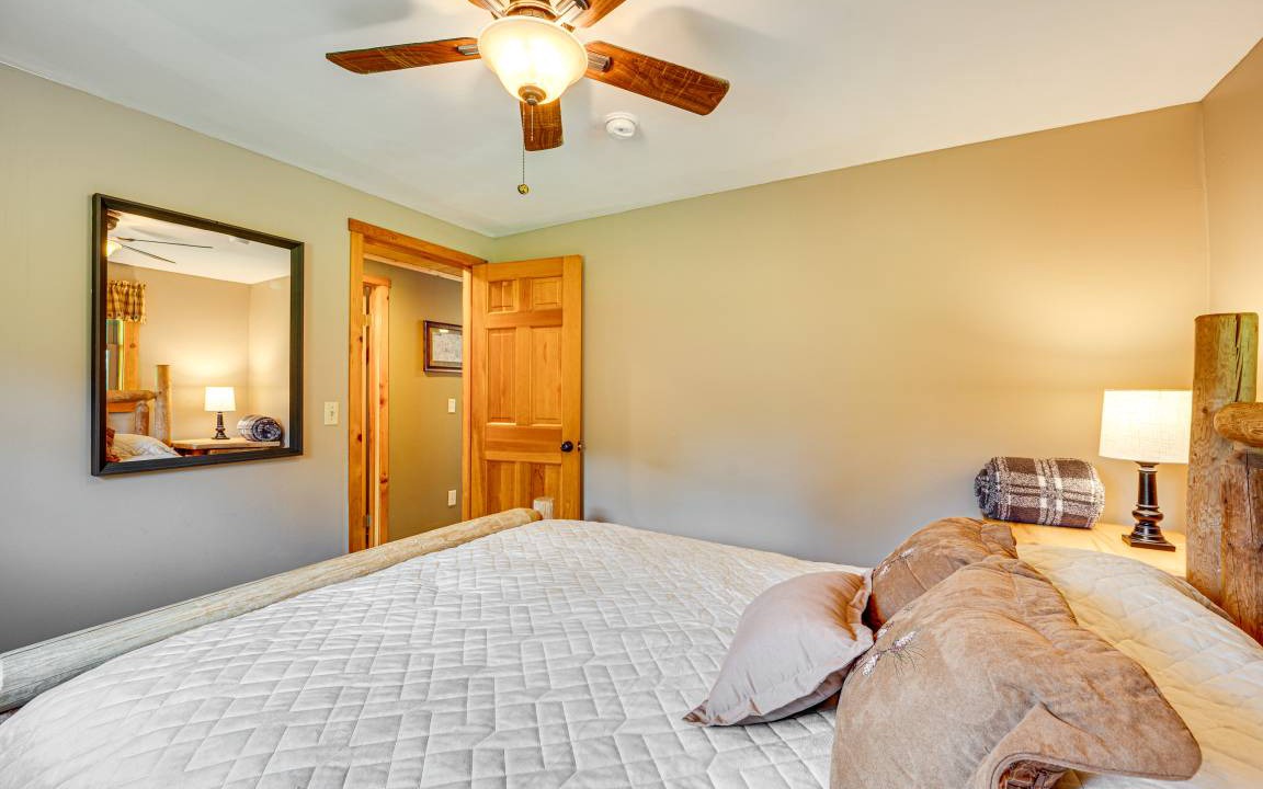 Photo of Bedroom in Walden
