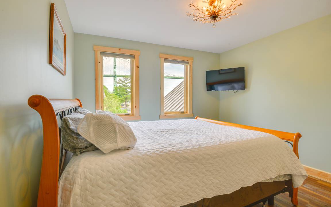 Photo of Bedroom in Wellesley Island