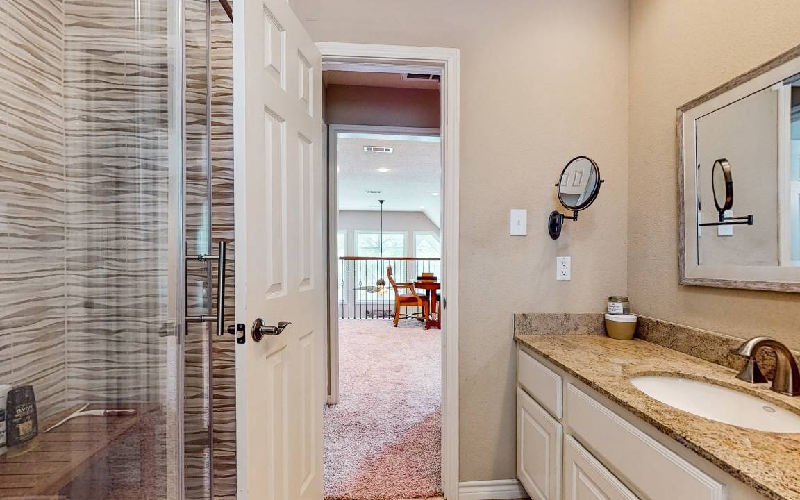 Photo of Bathroom in Brazoria