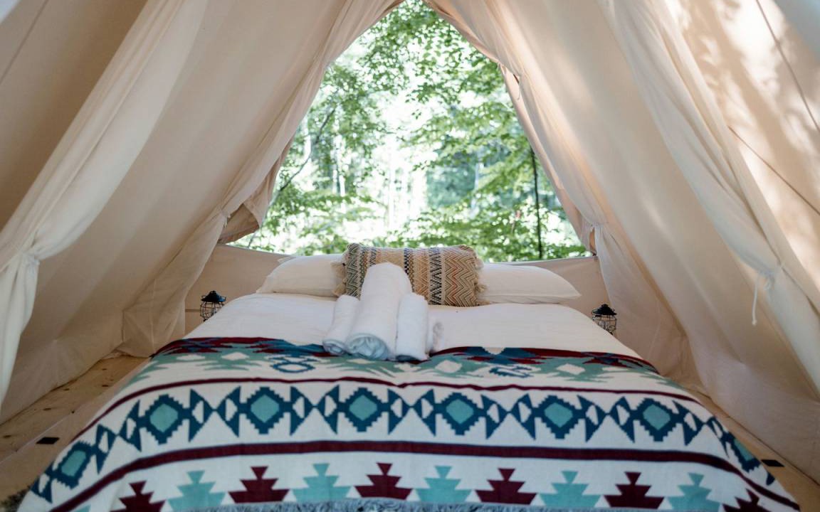 Photo of Bedroom in North Woodstock