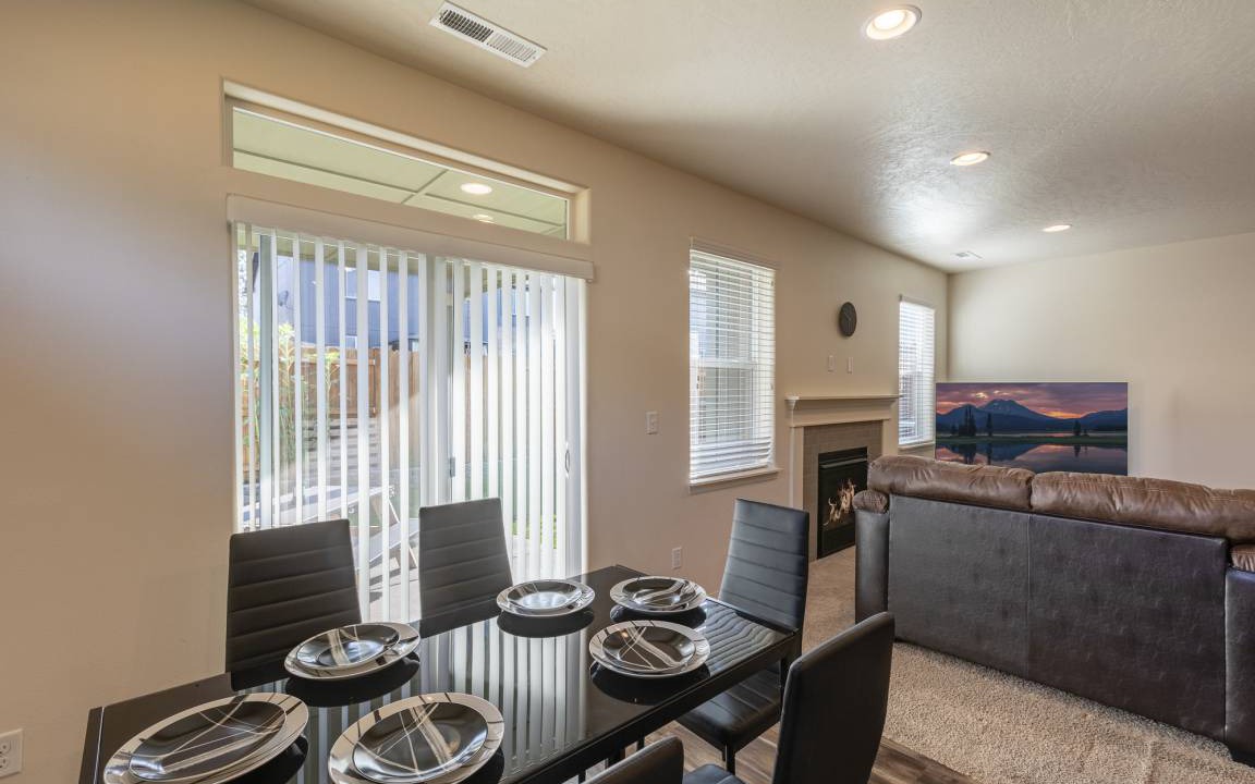 Photo of Livingroom in Old Farm District