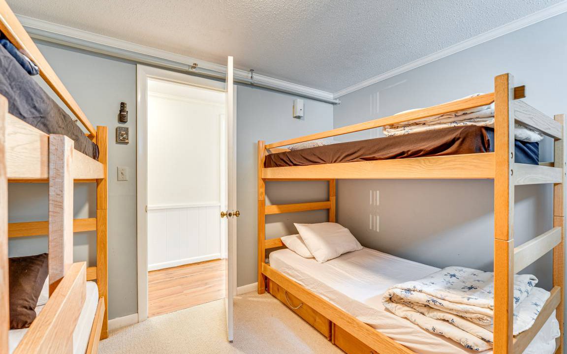 Photo of Bedroom in Bromley Mountain
