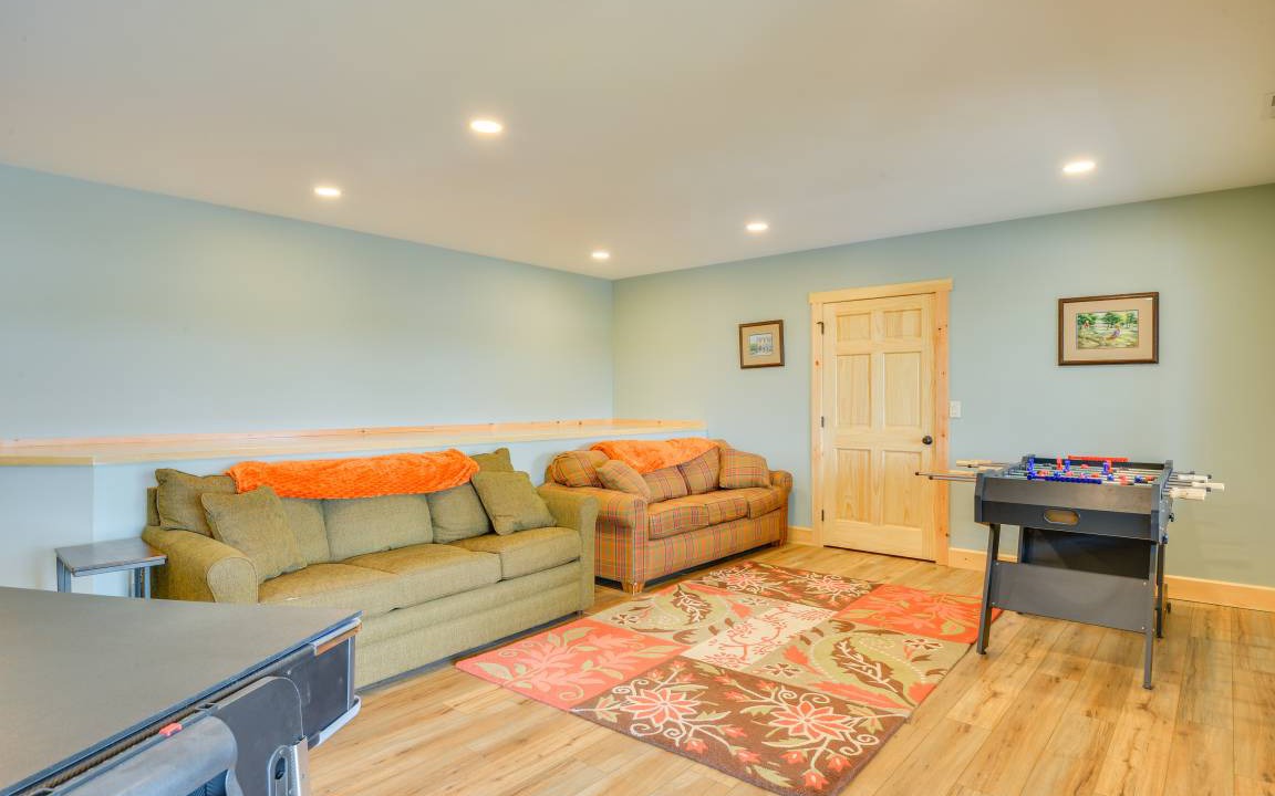 Photo of Livingroom in Wellesley Island