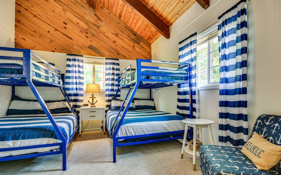 Photo of Bedroom in New London