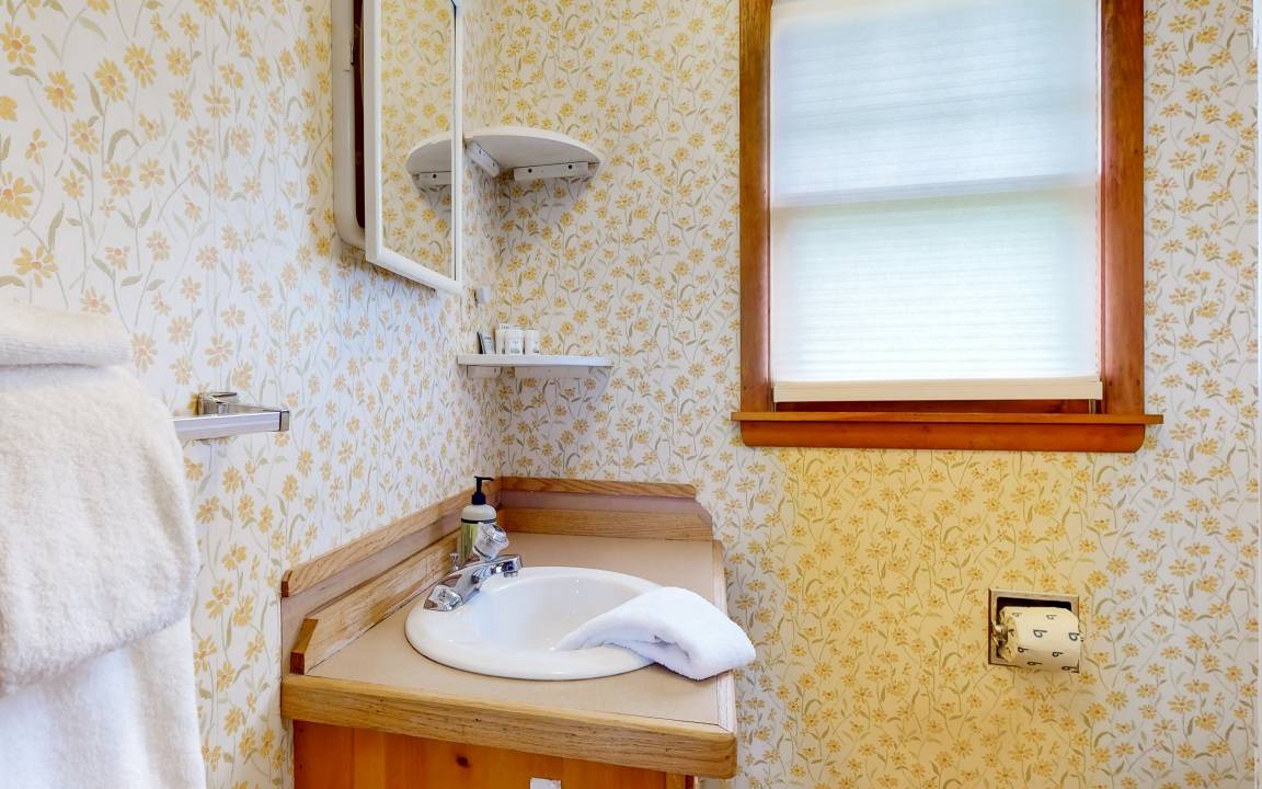 Photo of Bathroom in Lake George