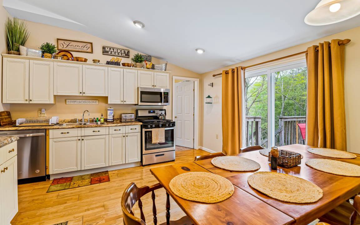 Photo of Kitchen in Diamond Point