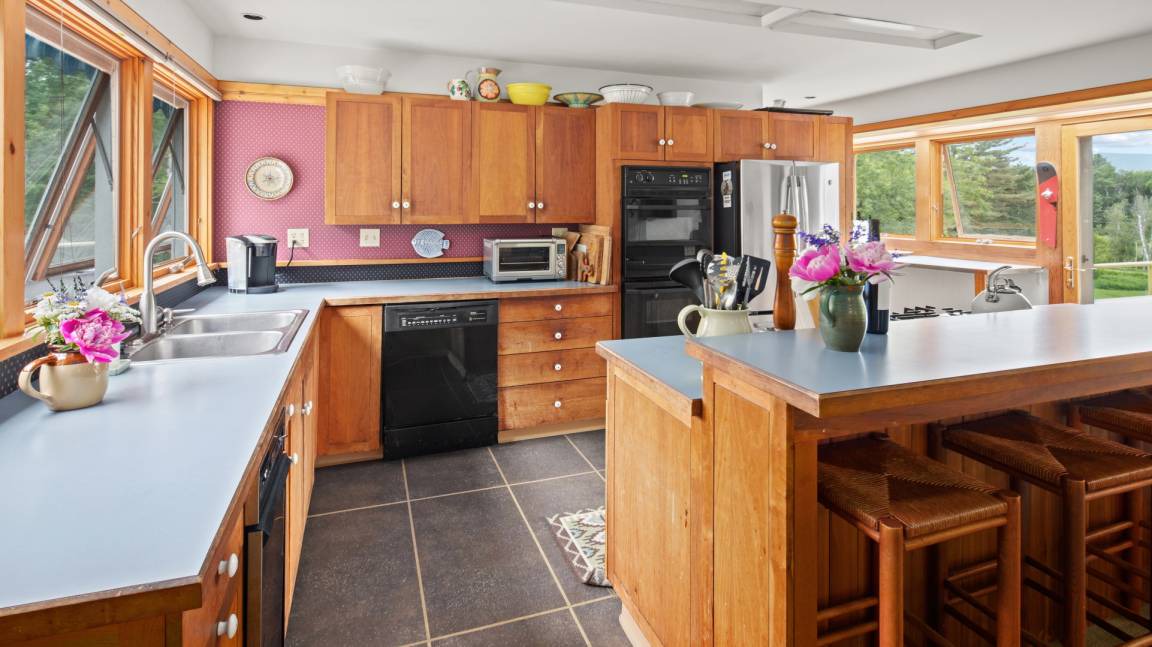 Photo of Kitchen in Warren