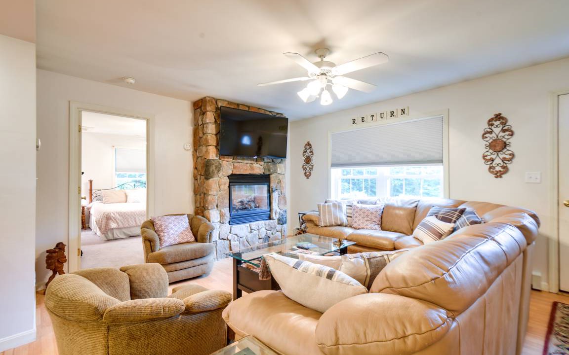 Photo of Livingroom in Campton
