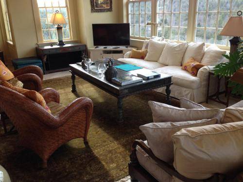 Photo of Livingroom in Newfane