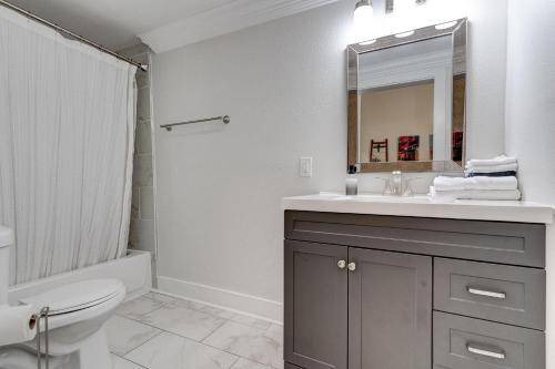 Photo of Bathroom in Seventh Ward
