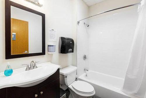 Photo of Bathroom in Downtown Boston