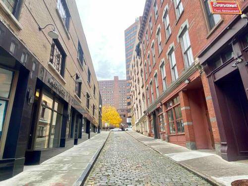 Photo of Buildings in Downtown Albany