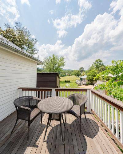 Photo of Patio Balcony in Washington