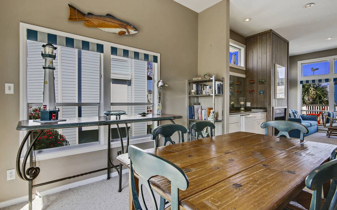 Photo of Livingroom in Indian Beach