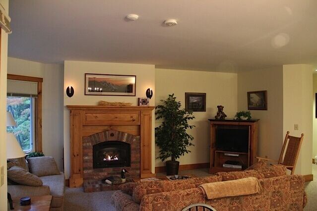 Photo of Livingroom in North Troy