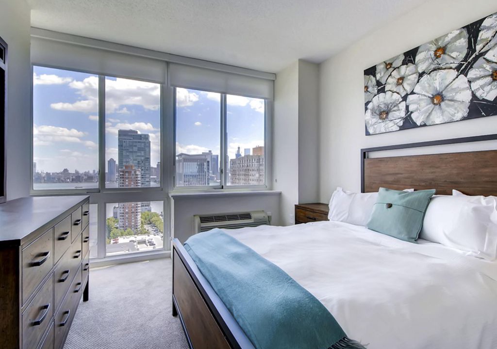 Photo of Bedroom in Hudson Exchange