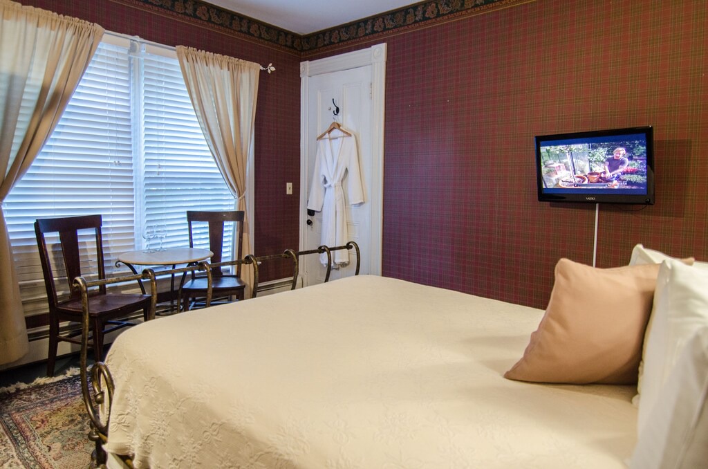 Photo of Bedroom in Shelburne