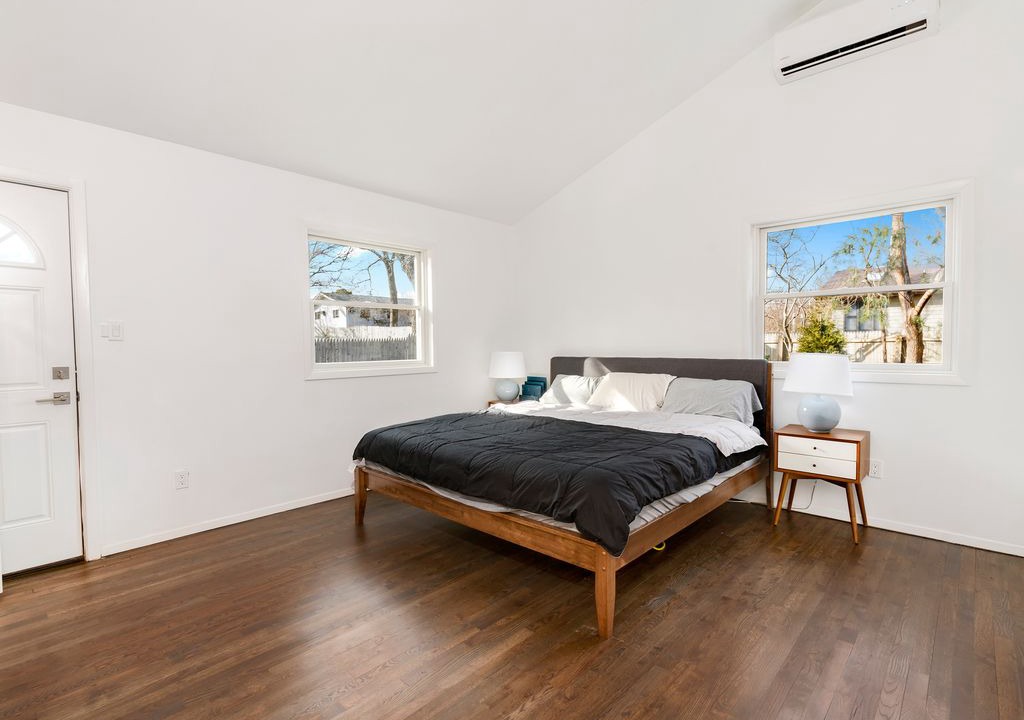 Photo of Bedroom in Culloden Shores