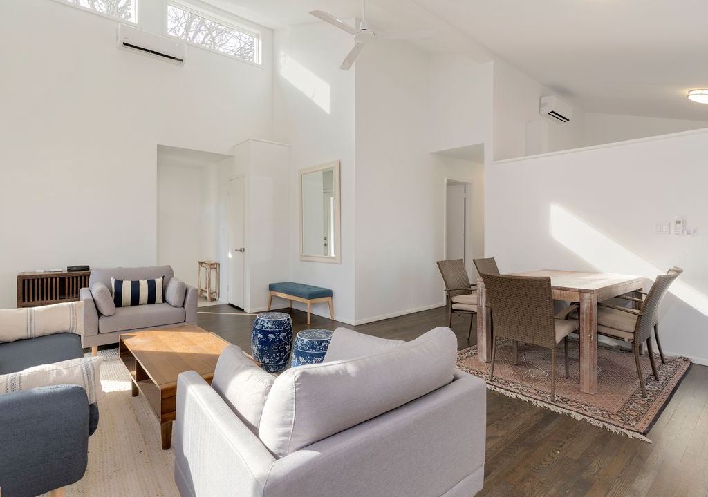 Photo of Livingroom in Culloden Shores