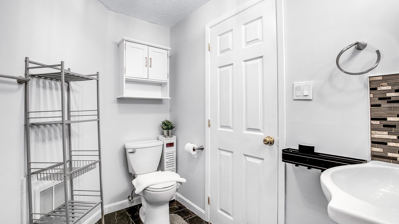 Photo of Bathroom in Campton