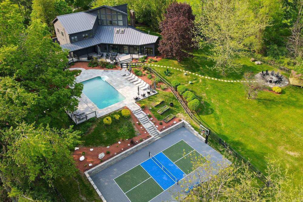 Photo of Outdoor in Hurley