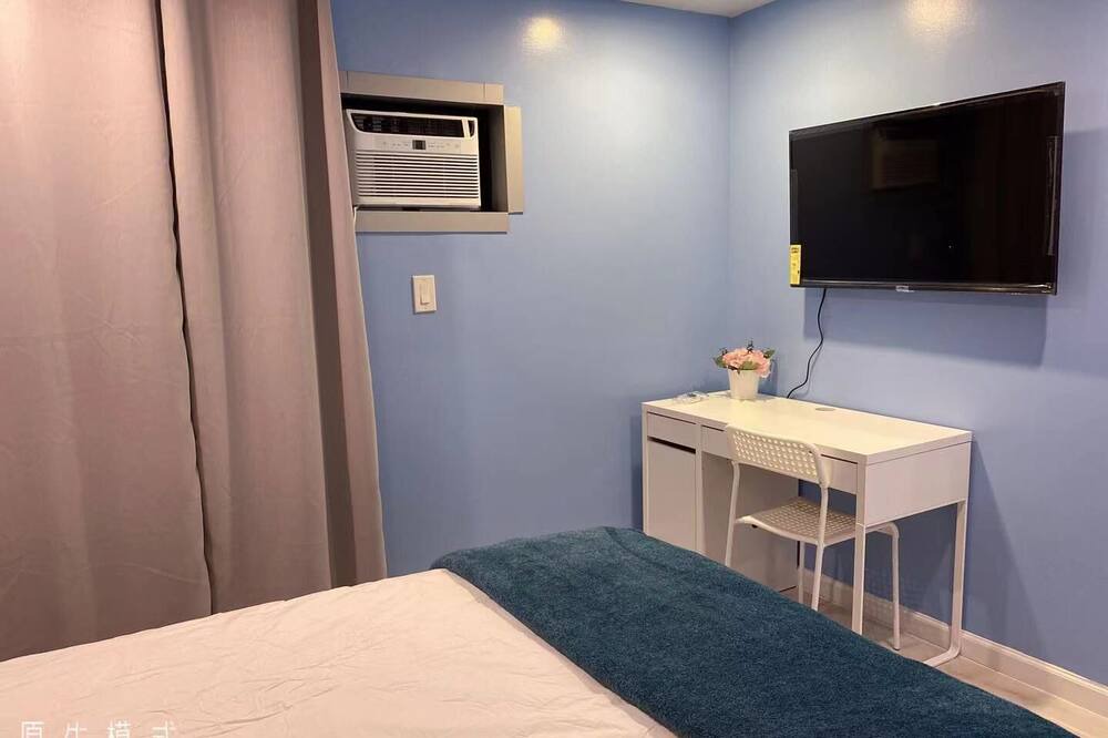 Photo of Bedroom in East Flushing