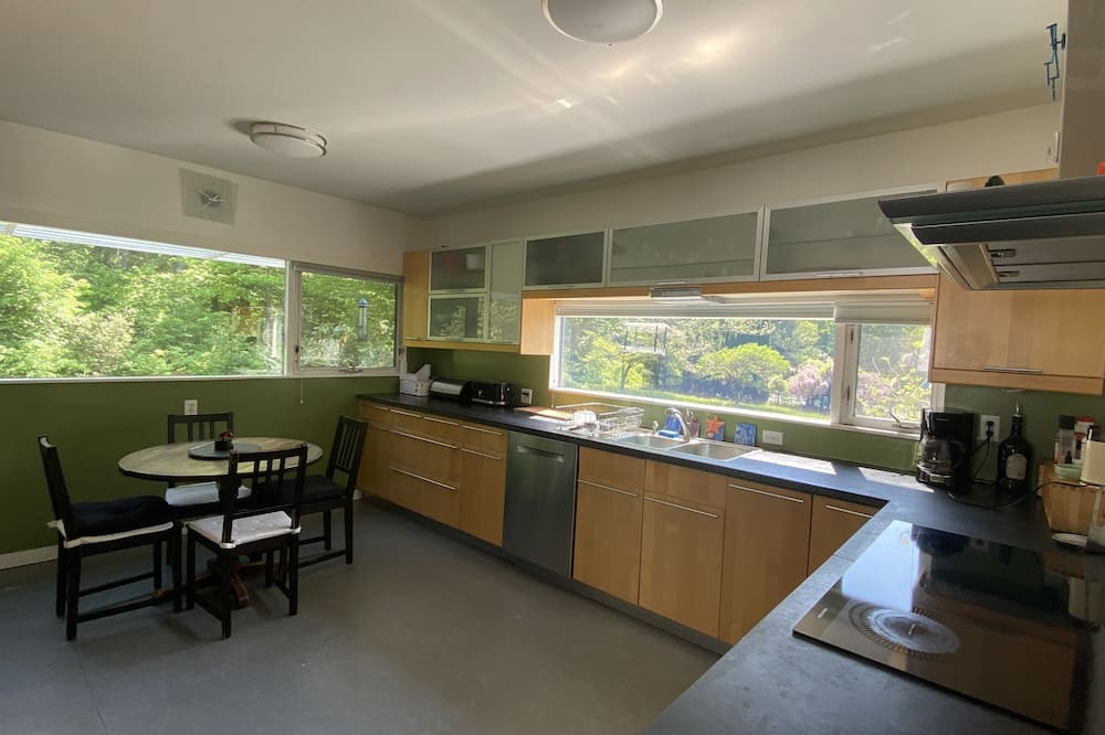 Photo of Kitchen in Bedford