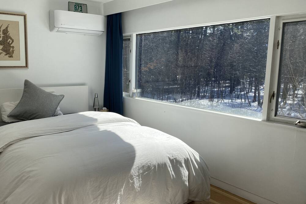 Photo of Bedroom in Bedford