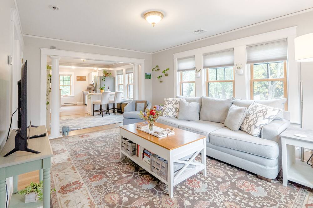 Photo of Livingroom in Kittery