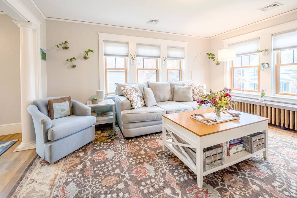 Photo of Livingroom in Kittery