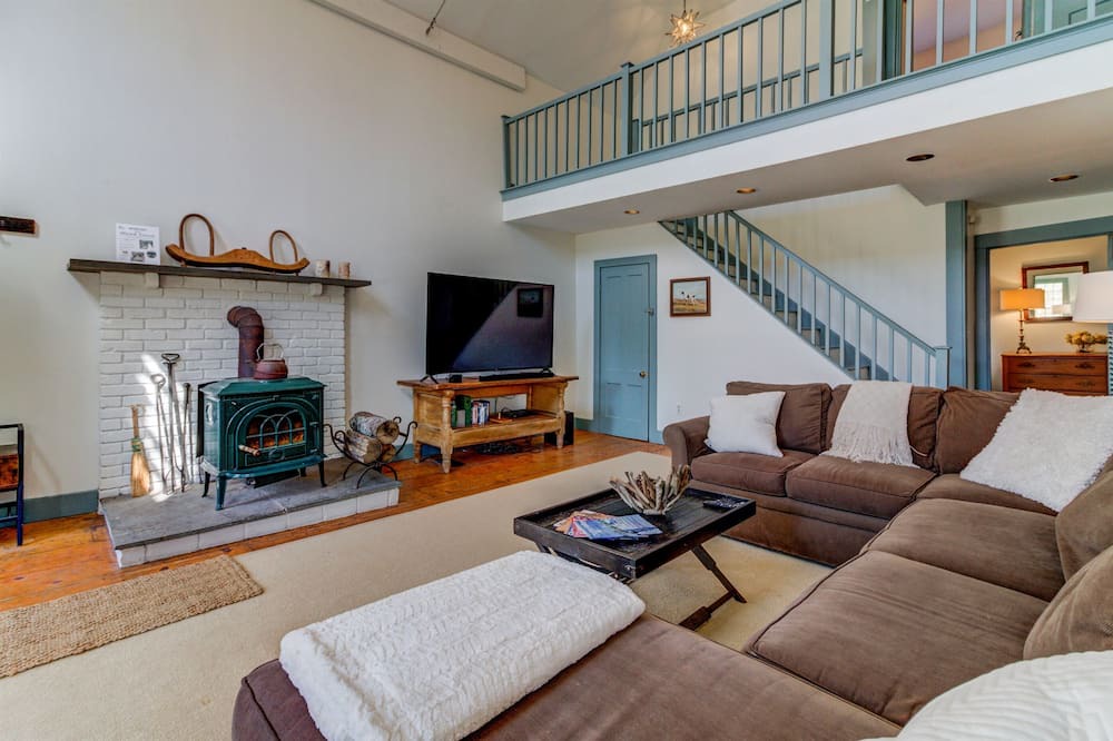 Photo of Livingroom in Chester