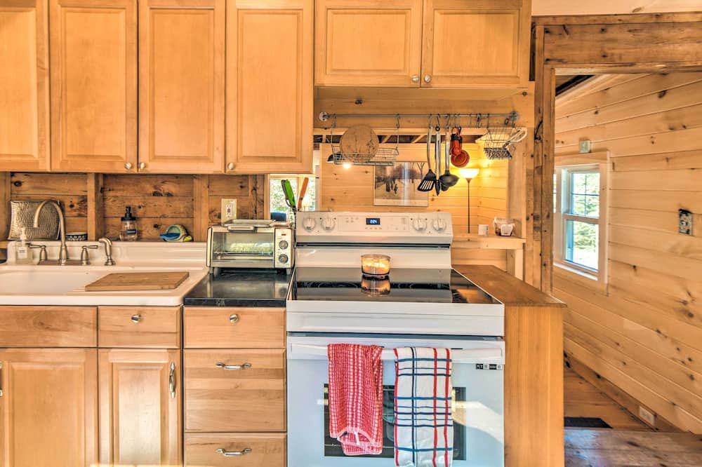 Photo of Kitchen in Sunapee