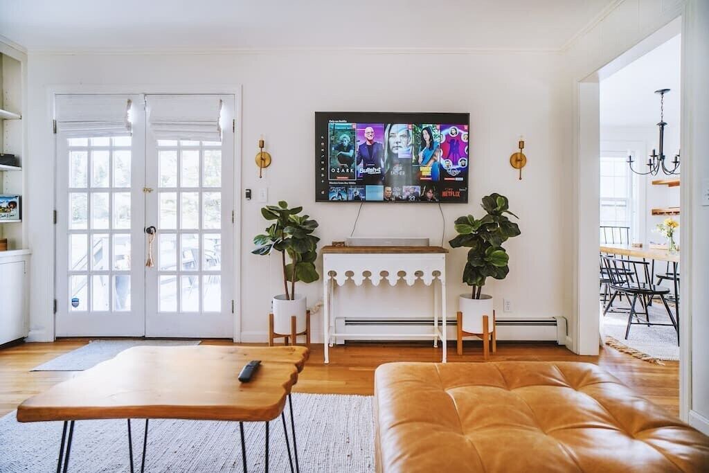 Photo of Livingroom in Weston