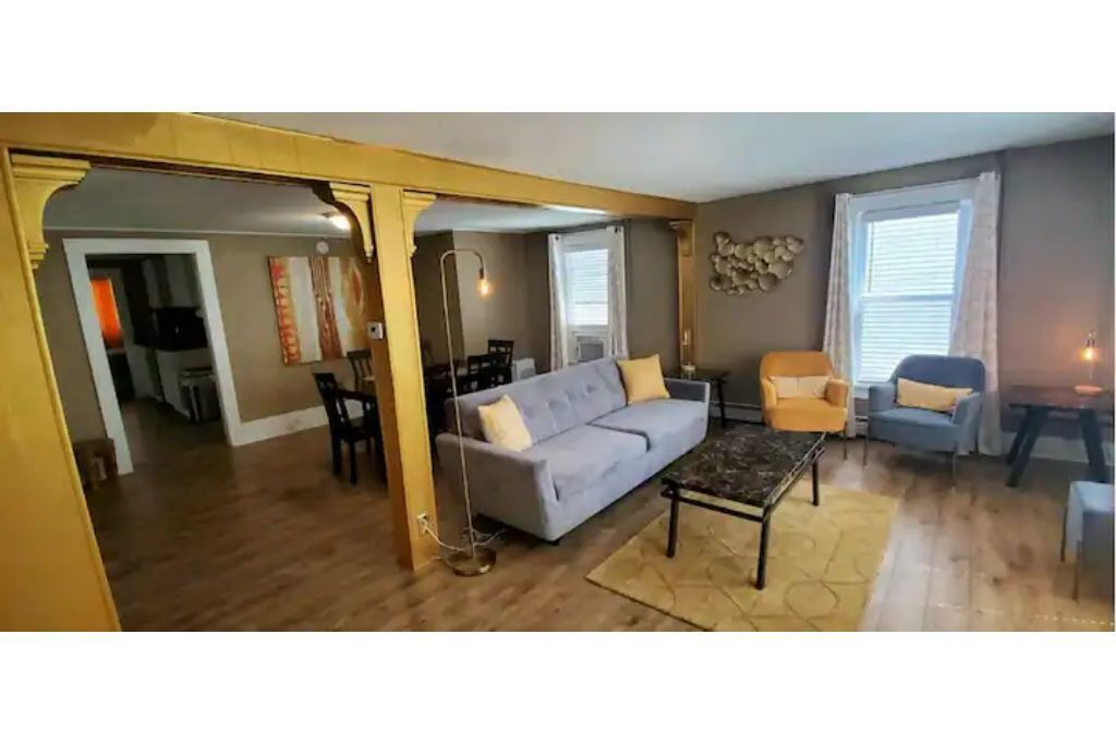 Photo of Livingroom in Lockport