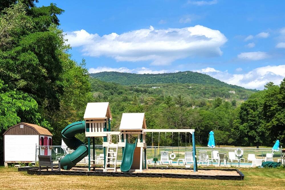 Photo of Outdoor in Bartlett