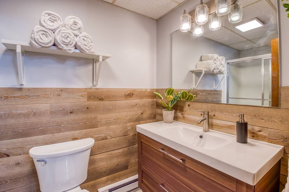 Photo of Bathroom in Bartlett