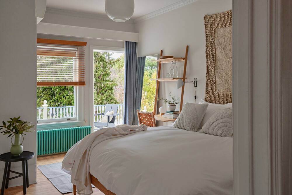 Photo of Bedroom in Staatsburg