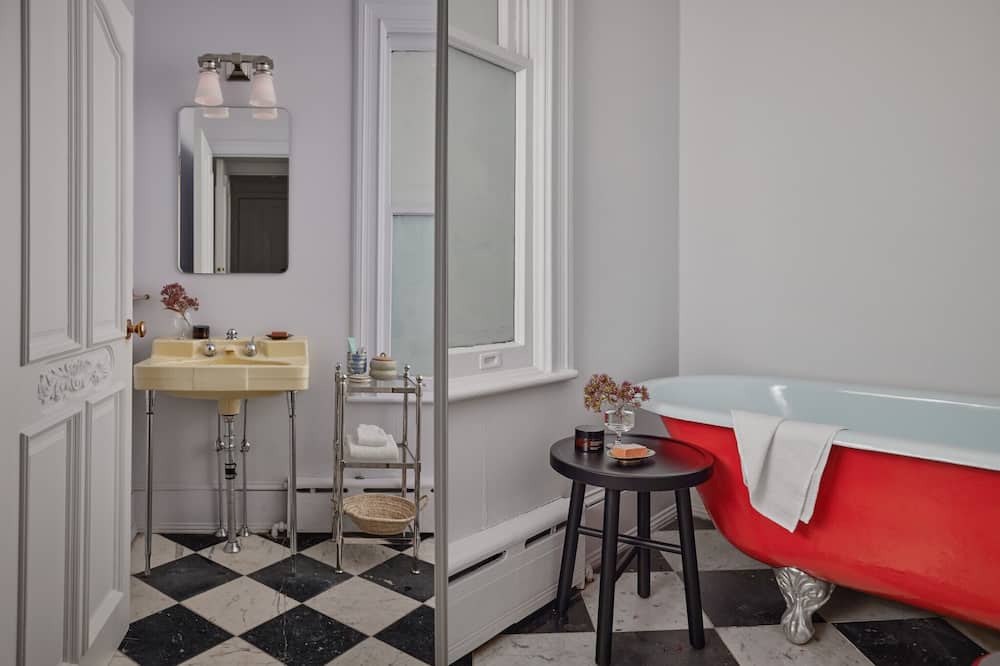 Photo of Bathroom in Staatsburg