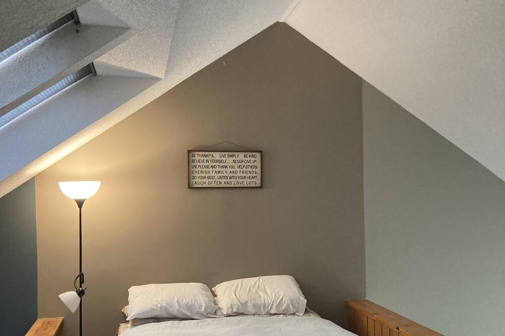 Photo of Bedroom in East Burke