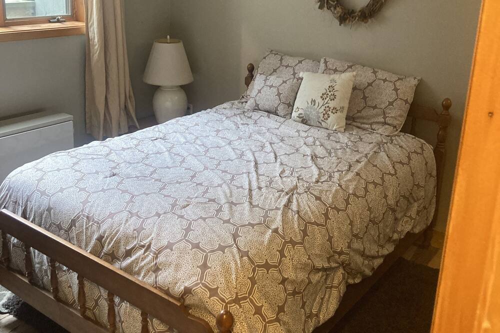 Photo of Bedroom in East Burke