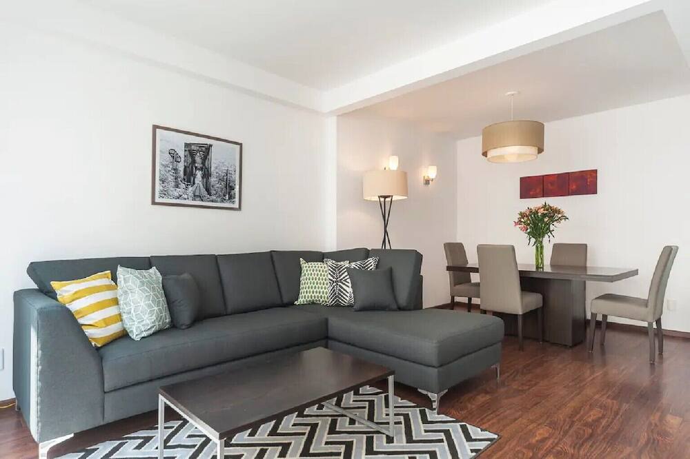 Photo of Livingroom in Greenwood Lake